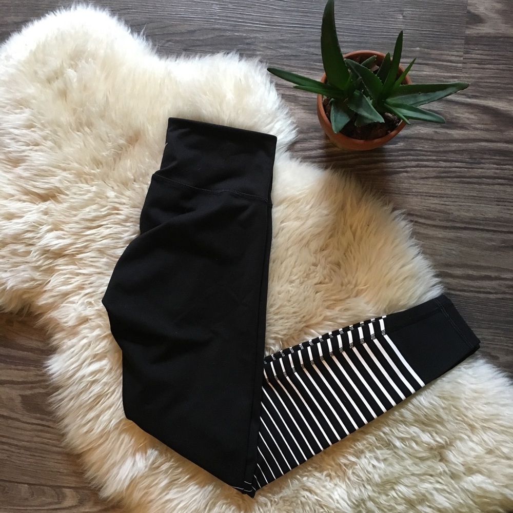 NWOT Old Navy Active Compression Leggings